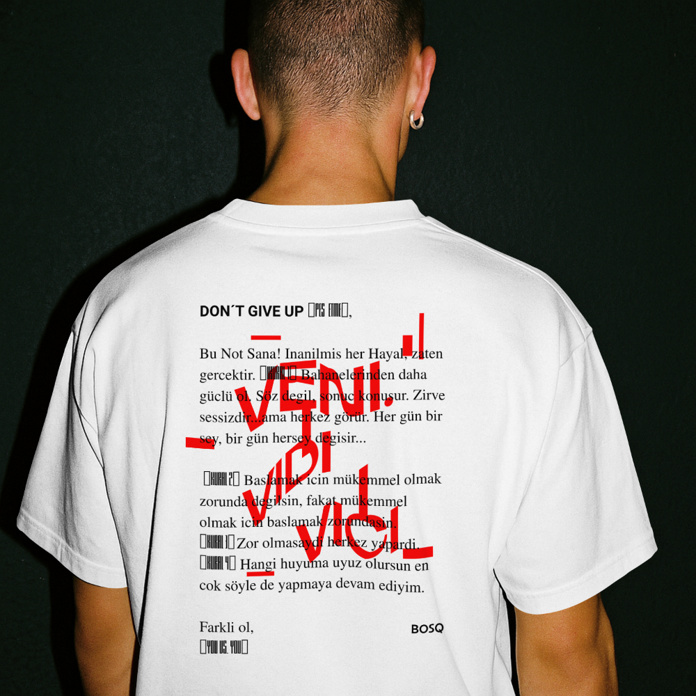 DON'T GIVE UP - Oversized Shirt